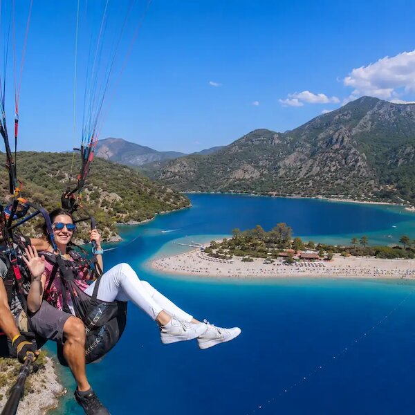 Trải nghiệm dù lượn tại Ölüdeniz