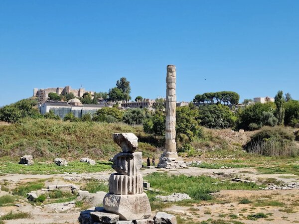 Đền thờ thần Artemis ở Ephesus