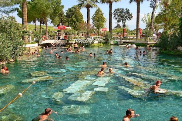 Cleopatra Antique Pool